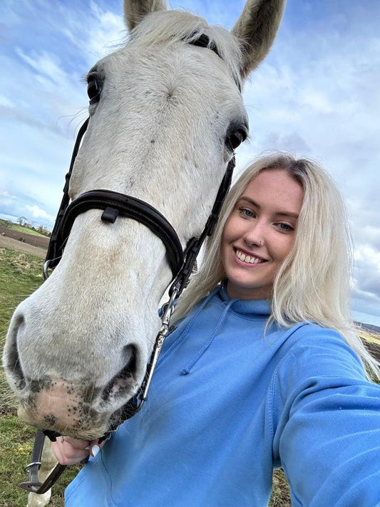 Signs of Stress in Horses - Eclat Equestrian Online