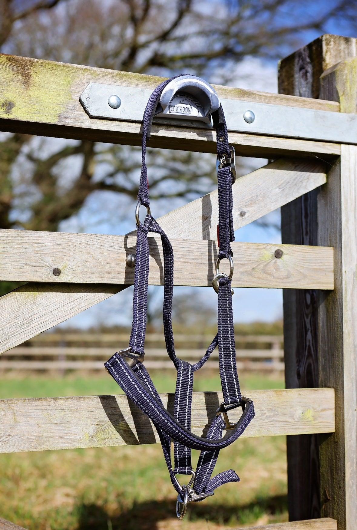 EquiHook - Eclat Equestrian Online